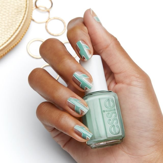 cactus cut out - nailart