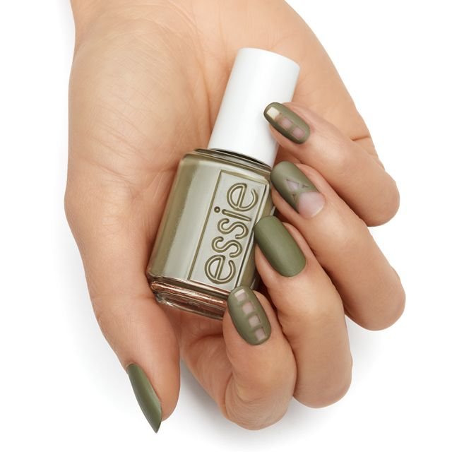 tied up - nailart
