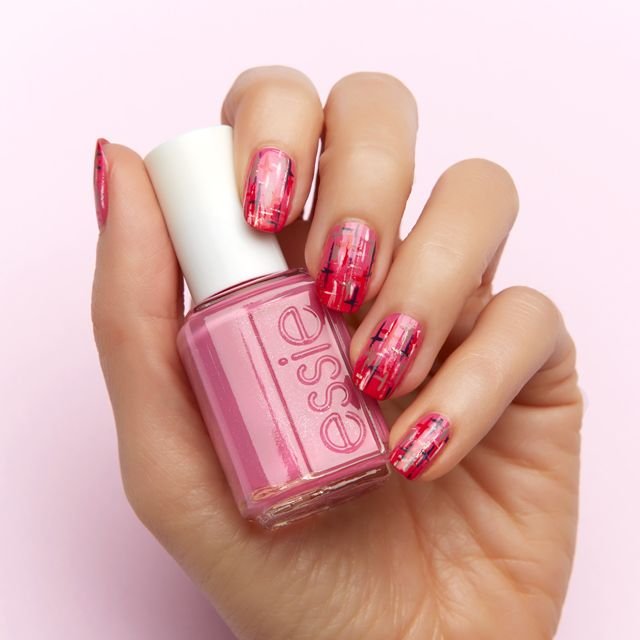 totally teweed - nailart