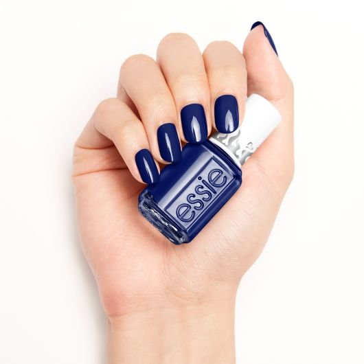 License To Thrill-vernis-vernis à ongles-03-Essie
