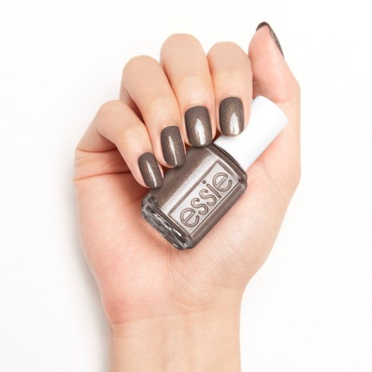 under locket and key-essie-original-03-Essie