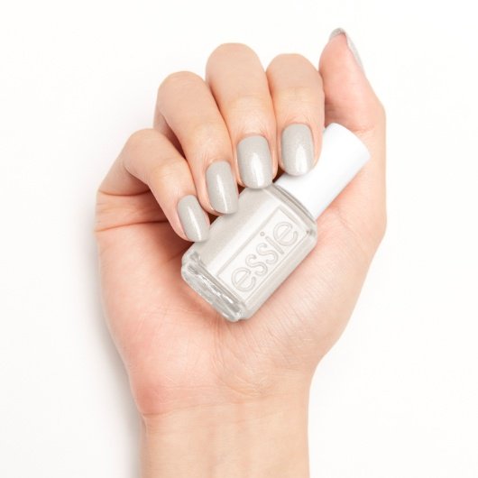 Quill you be mine-essie-original-03-Essie
