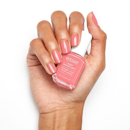 Essie-treat-love-and-color-take-10-Hand-2-US-530