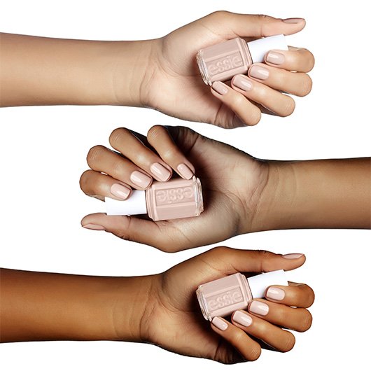 ESSIE-enamel-nudes-on-hand