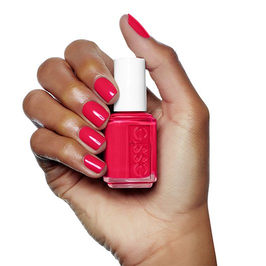ESSIE-enamel-exotic-liras-on-hand-01