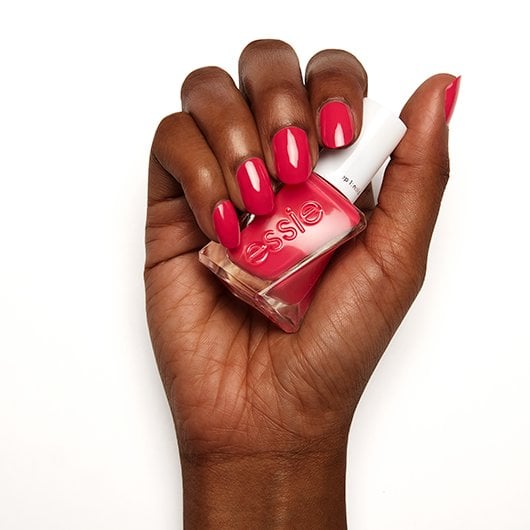 the it factor - vernis à ongles longue tenue-gel couture-longue tenue-05-Essie